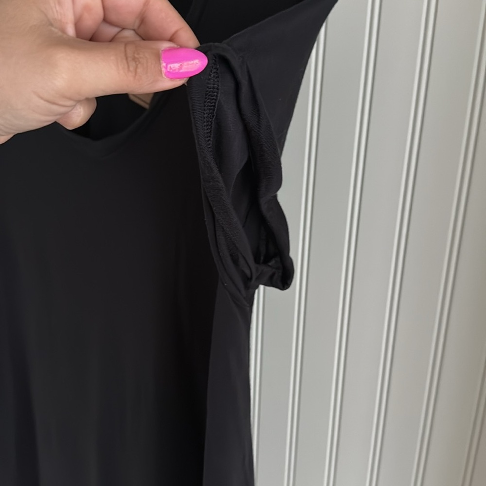 Indygena Classic Black Short Sleeve Top - Picture 5 of 6